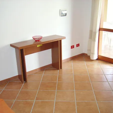Aparthotel Luna Rossa *